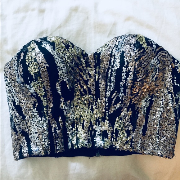 Festive sequin top - Picture 2 of 2